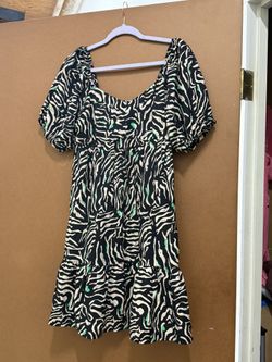 Nine West Zebra Dress Size Medium
