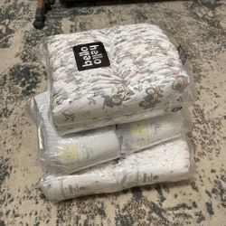 Diapers (Size Newborn & 1)