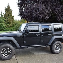 2009 Jeep Wrangler JKU – 6 Speed Manual 