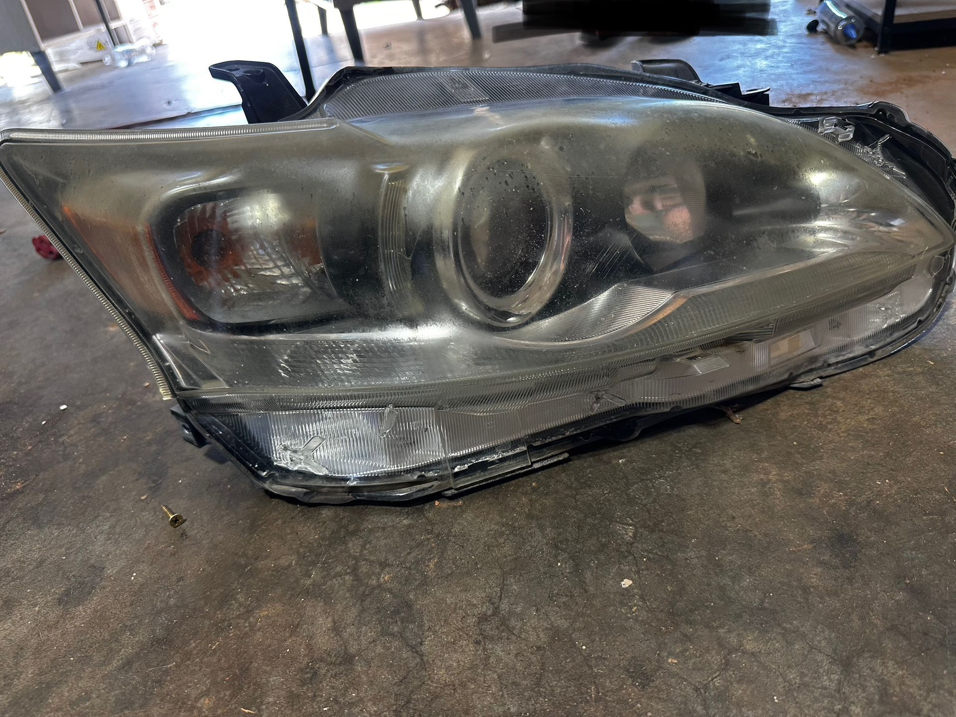 Lexus CT 200h headlight