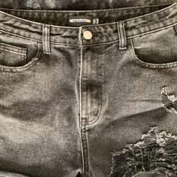 Pretty Little Thing Denim Shorts