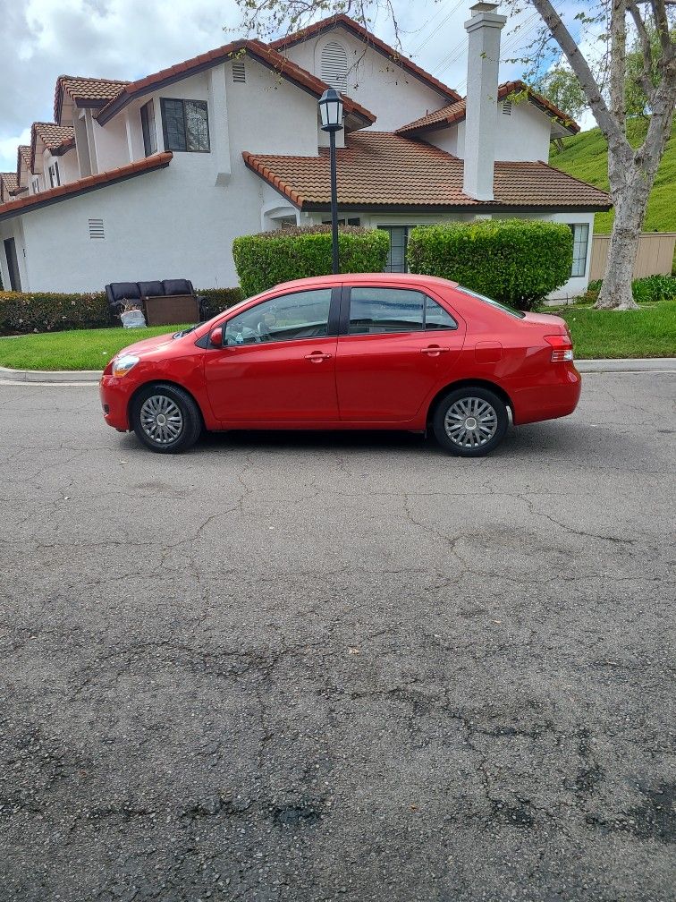 2010 Toyota Yaris