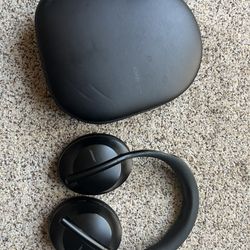 Bose Headphones 700, Noise Cancelling Bluetooth Over-Ear Wireless Headphones