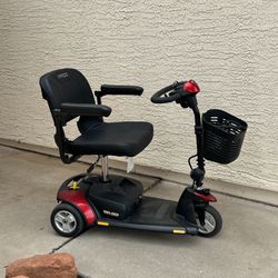 Pride Go-Go Elite Traveller 3- Wheel Mobility Scooter