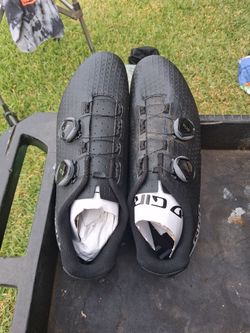 GIRO FOOTWEAR FOR CYCLING