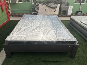 Queen bed no mattress