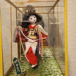 Miniature Geisha Doll In Glass Box