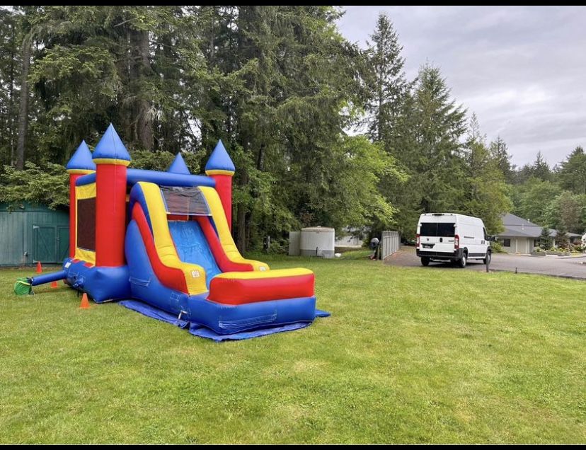 Bouncy Houses 