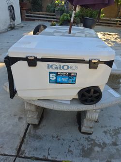 90 quarts igloo maxicold Latitude