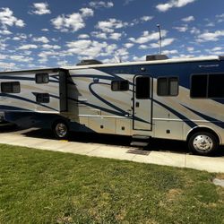 2008 Fleetwood fiesta LX 34n Rare bunkhouse 