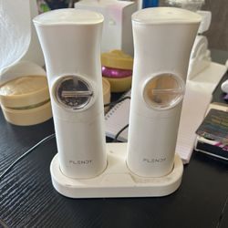 Electric Salt And Pepper Shakers