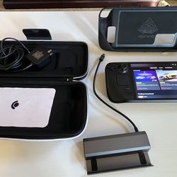 1TB OLED Steam Deck - Perfect condition + accessories