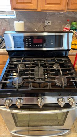 LG Gas/Electric Stove