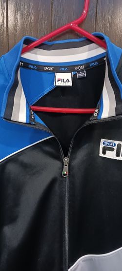 FILA ( SOCCER )ZIP UP LARGE 