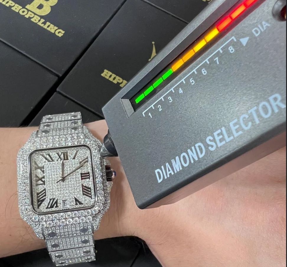 CARTIER SANTOS WSSA0009 40MM WHITE DIAL WITH 17.96 CT DIAMONDS