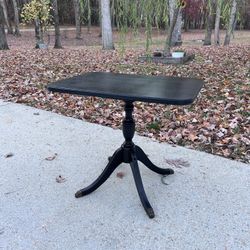 Vintage Small Pedestal Farmhouse Claw Foot  Side End Table