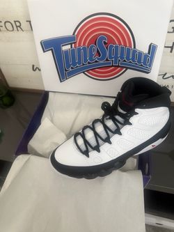 Jordan 9s Space Jam brand new authentic