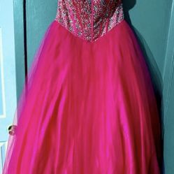 Fusha Strapless Heart Shaped Dress 