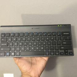 Bluetooth Keyboard 