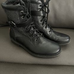 UGG Rain Boots For Women Sizes 7