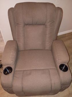 Recliner lift chair
