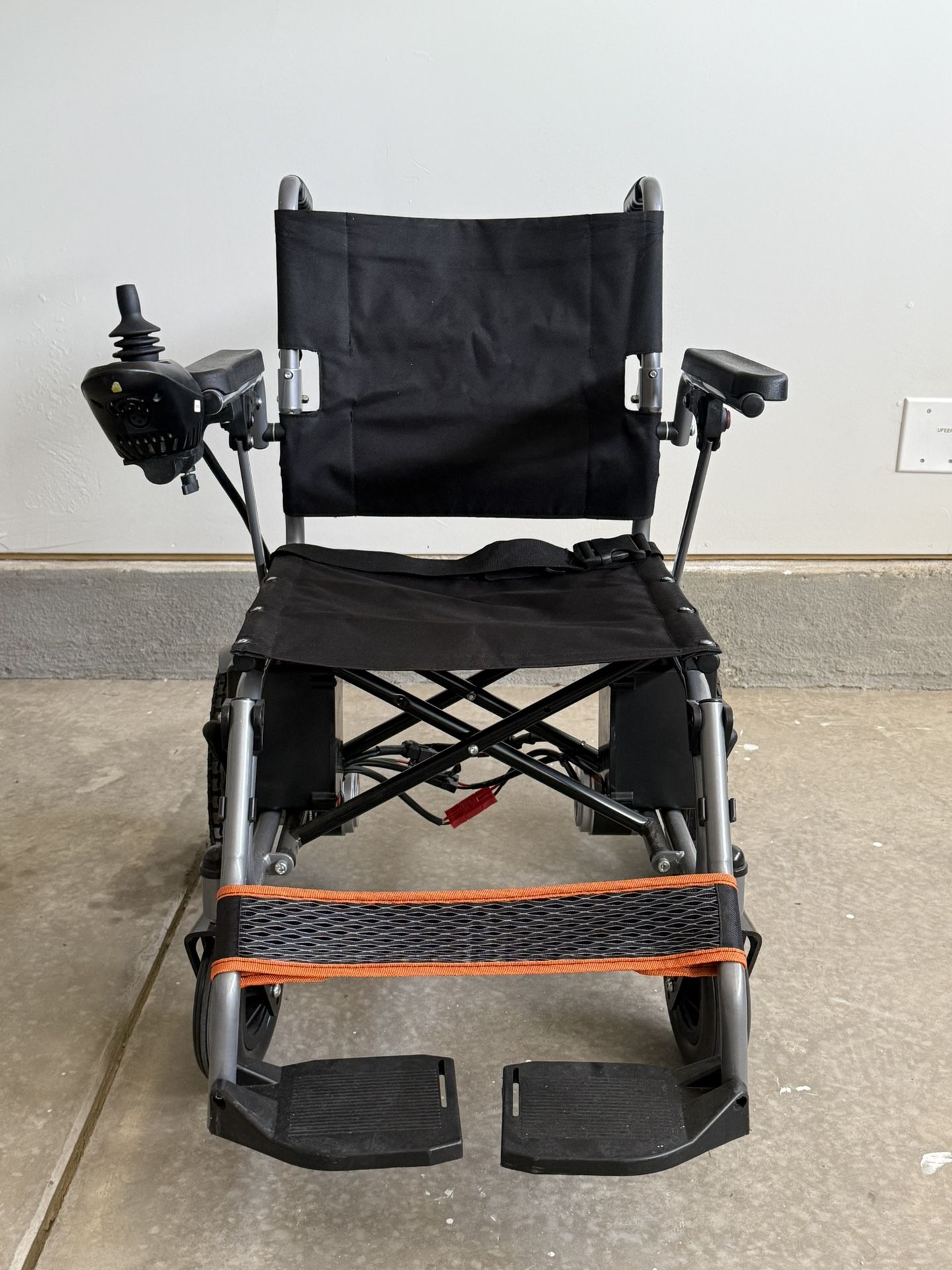 Electric Foldable Wheelchair