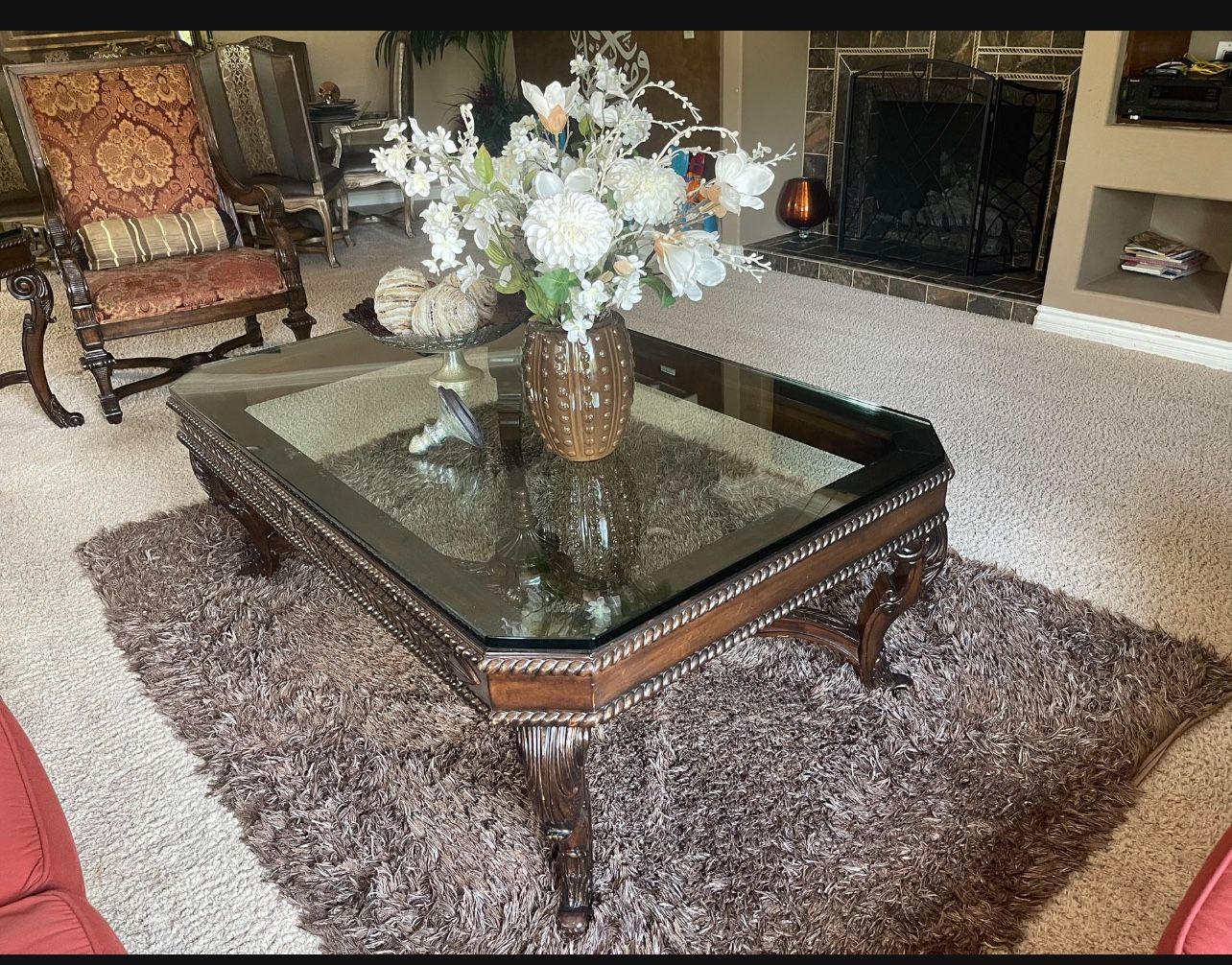 Ital Art Coffee Table And End Table