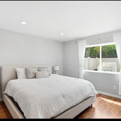 Living Spaces Bed And Mattress Moving Sale