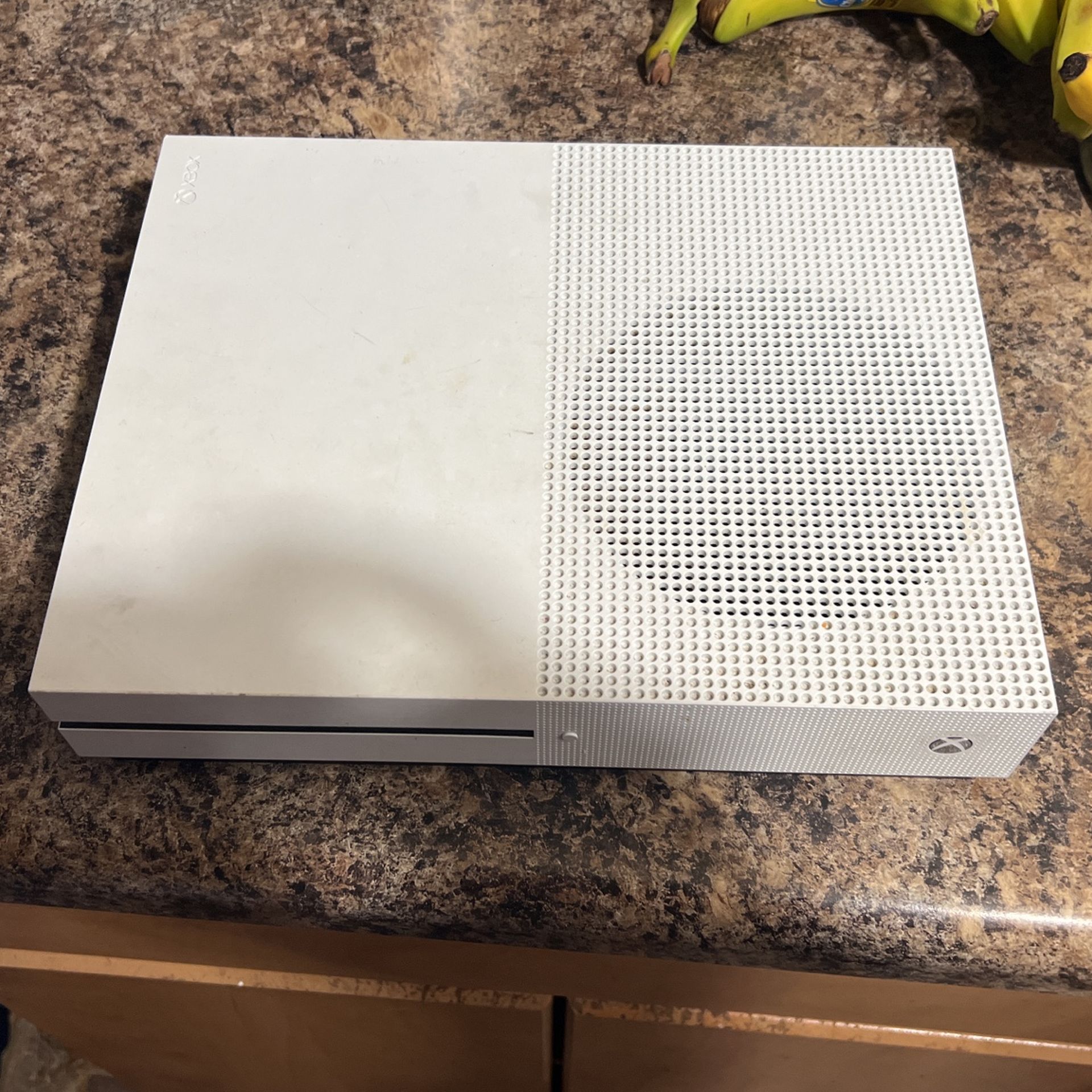 Xbox One S