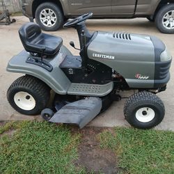 Craftsman Riding Mower 