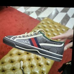 Men’s Gucci Off The Grid Sneakers 