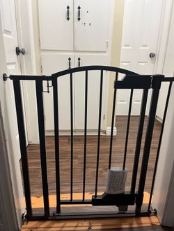 Baby gate