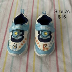 Bluey and Bingo light up toddler shoes 7c