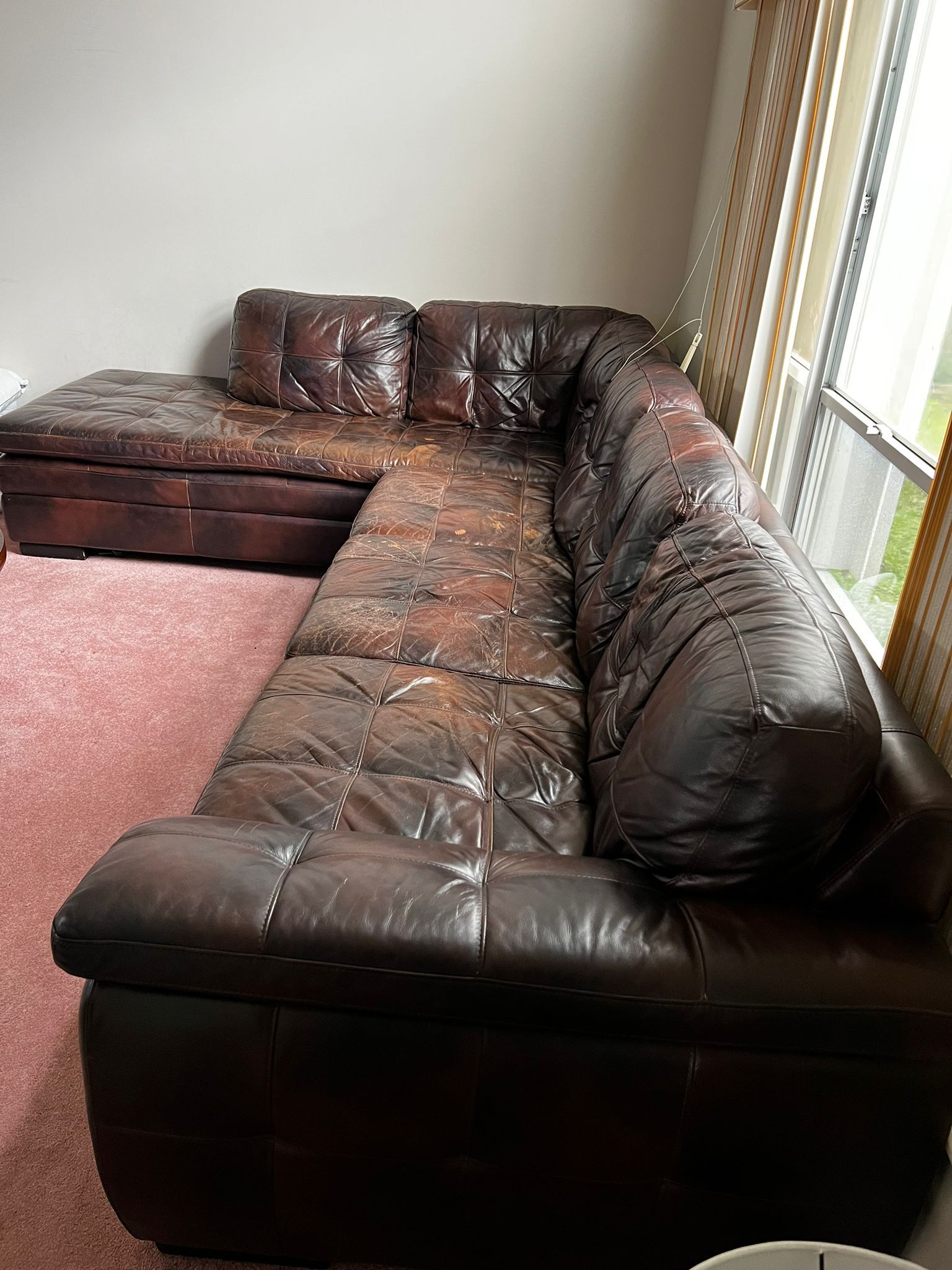 Sectional Leather Good Condition 