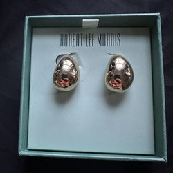 Gold Earrings By Robert Lee Morris