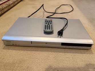Toshiba DVD Player with remote control