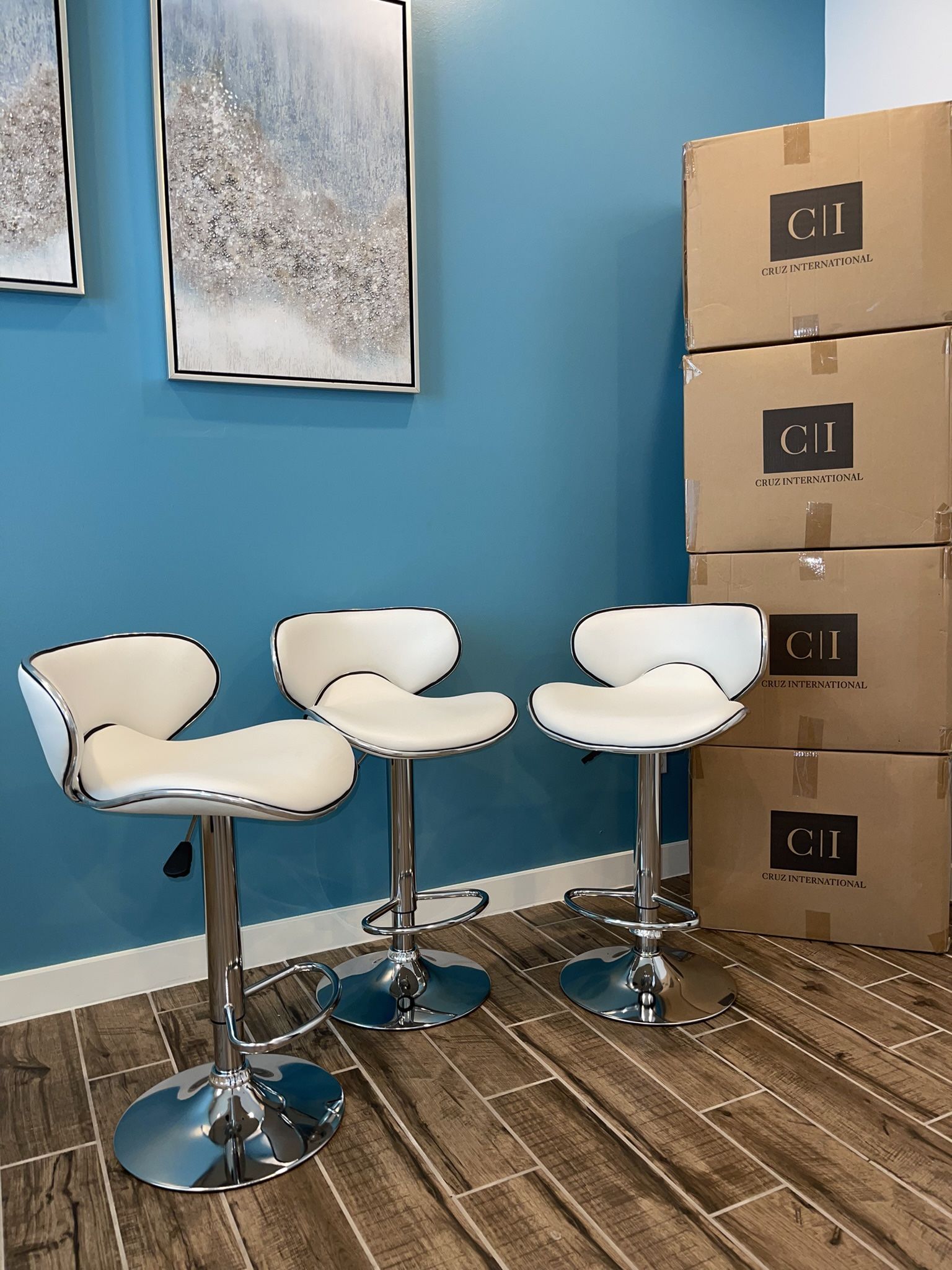 Brand New 3 Black Bar Stools