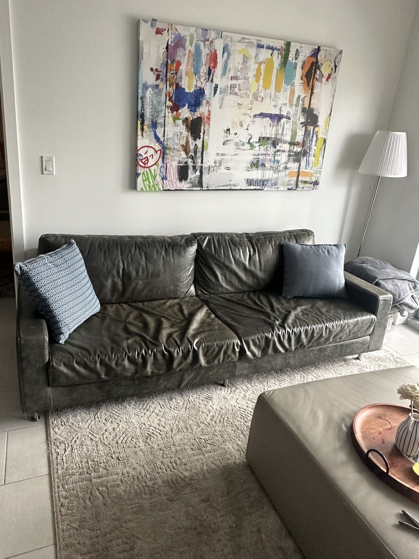 FOR SALE : 100% genuine Leather Couch