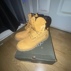 Timberlands size 10