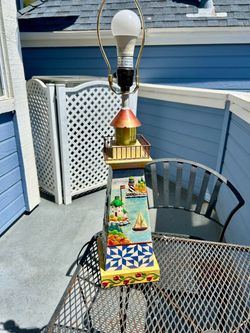 Vintage 2004 Jim Shore "Heartwood Creek" Nautical Lighthouse Table Lamp