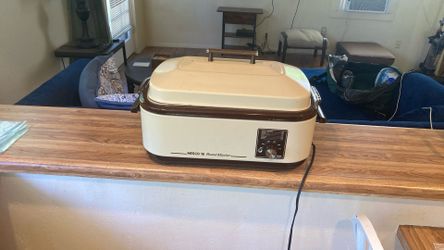 Nesco 18 Roast Master Slow Roast Cooker 