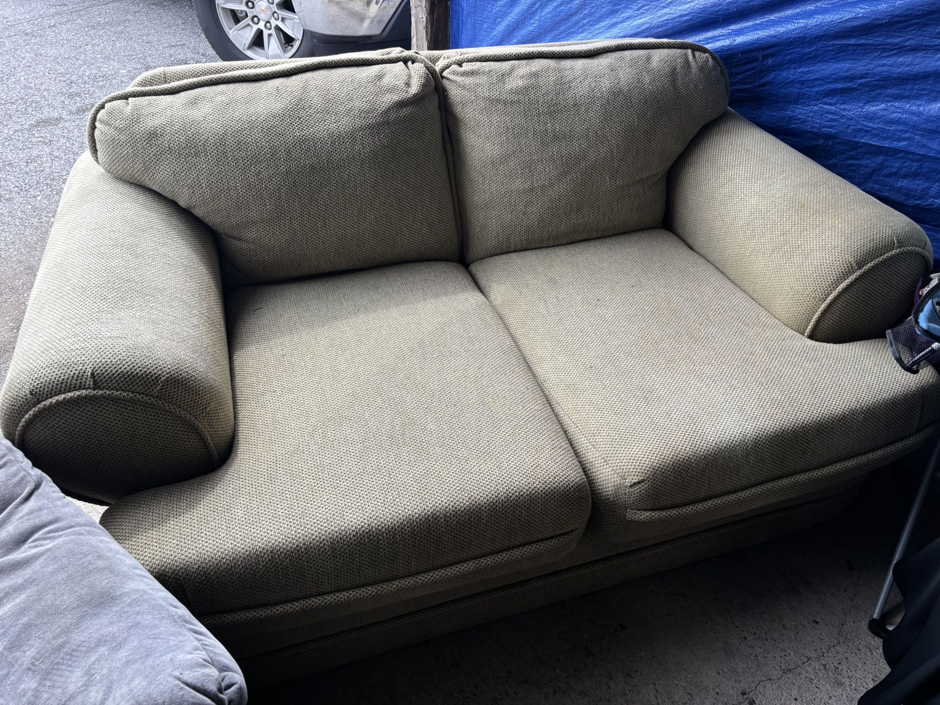 Love Seat / Sofa