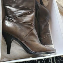 Women NINE west Brown Boots With Hills 111