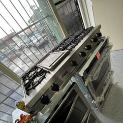 VIKING PROFESSIONAL 48” STOVE TOP