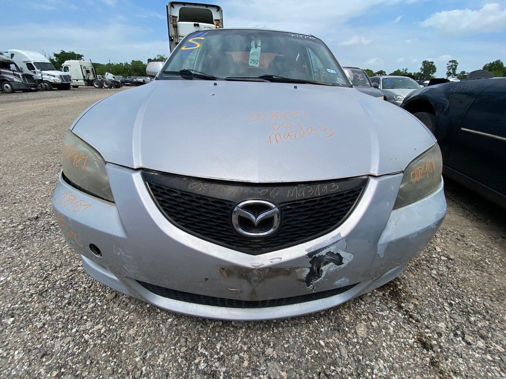 2006 MAZDA 3 2.0L PARTS ONLY