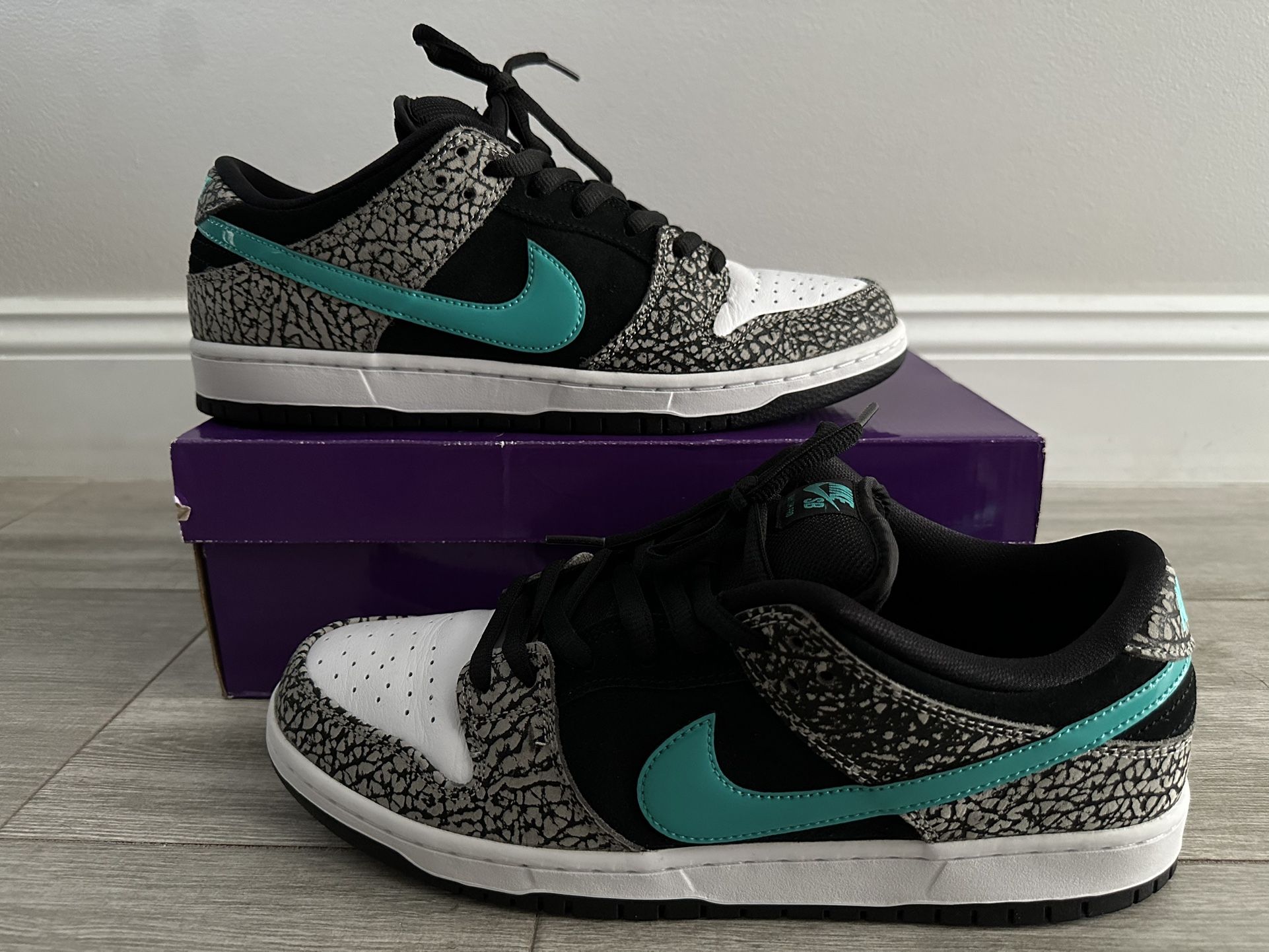 Nike SB Dunk Low Pro Atmos Elephant BQ6817 009 Medium Grey Black White  Clear Jade Size 12 Shoes Used w/ Box