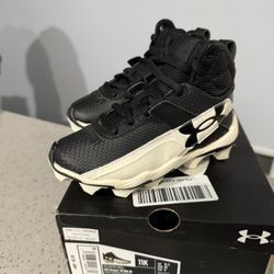 Underarmour Boys Shoes
