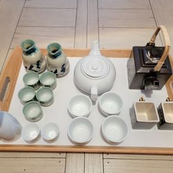 Ceramic Tea Set – Teapot & Cups