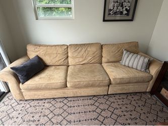 Pottery Barn Sleeper Sofa 116”