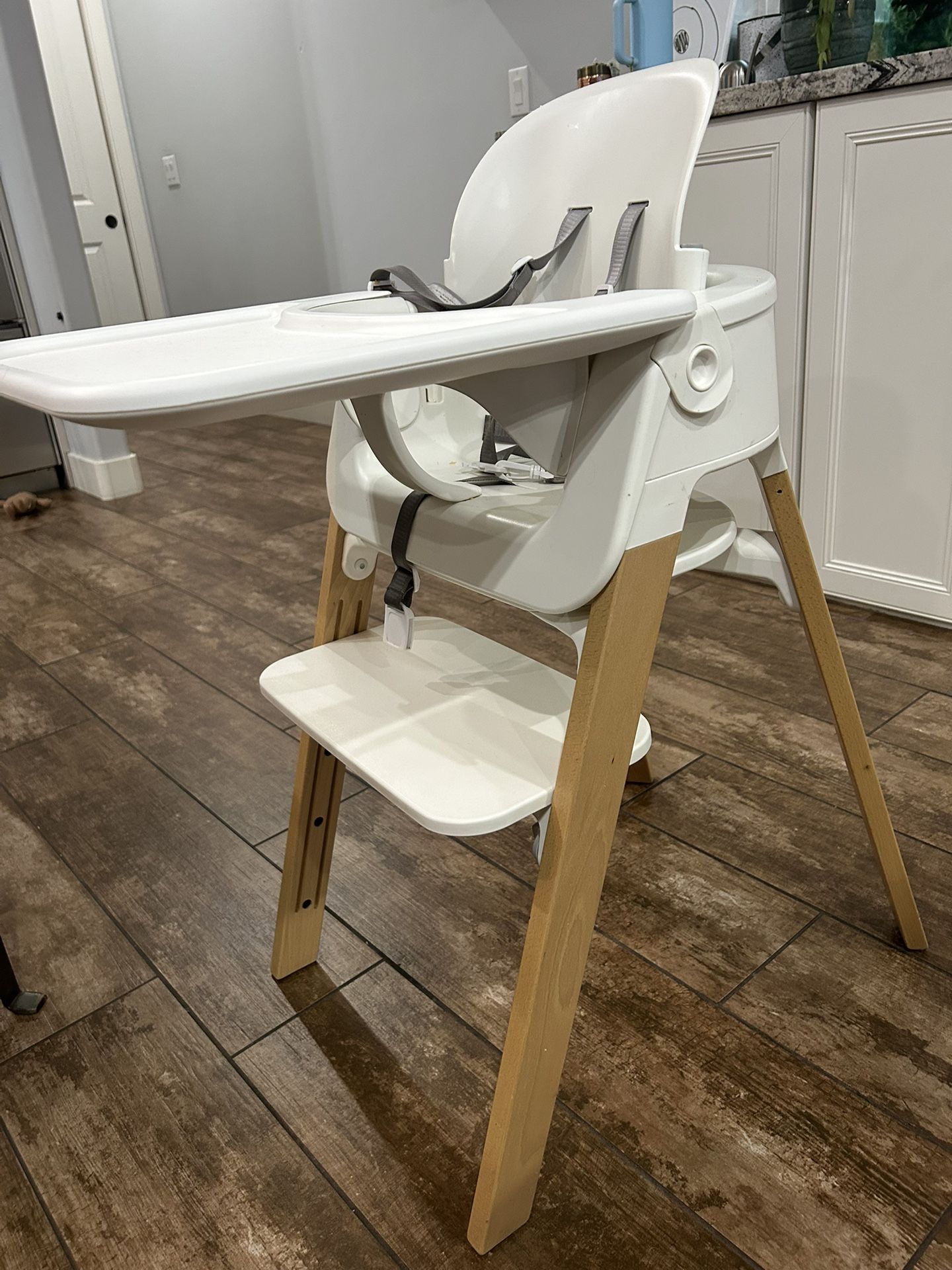 Stokke Steps High Chair with Tray